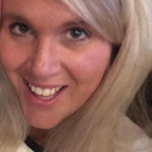 Meet your Posher, Holly